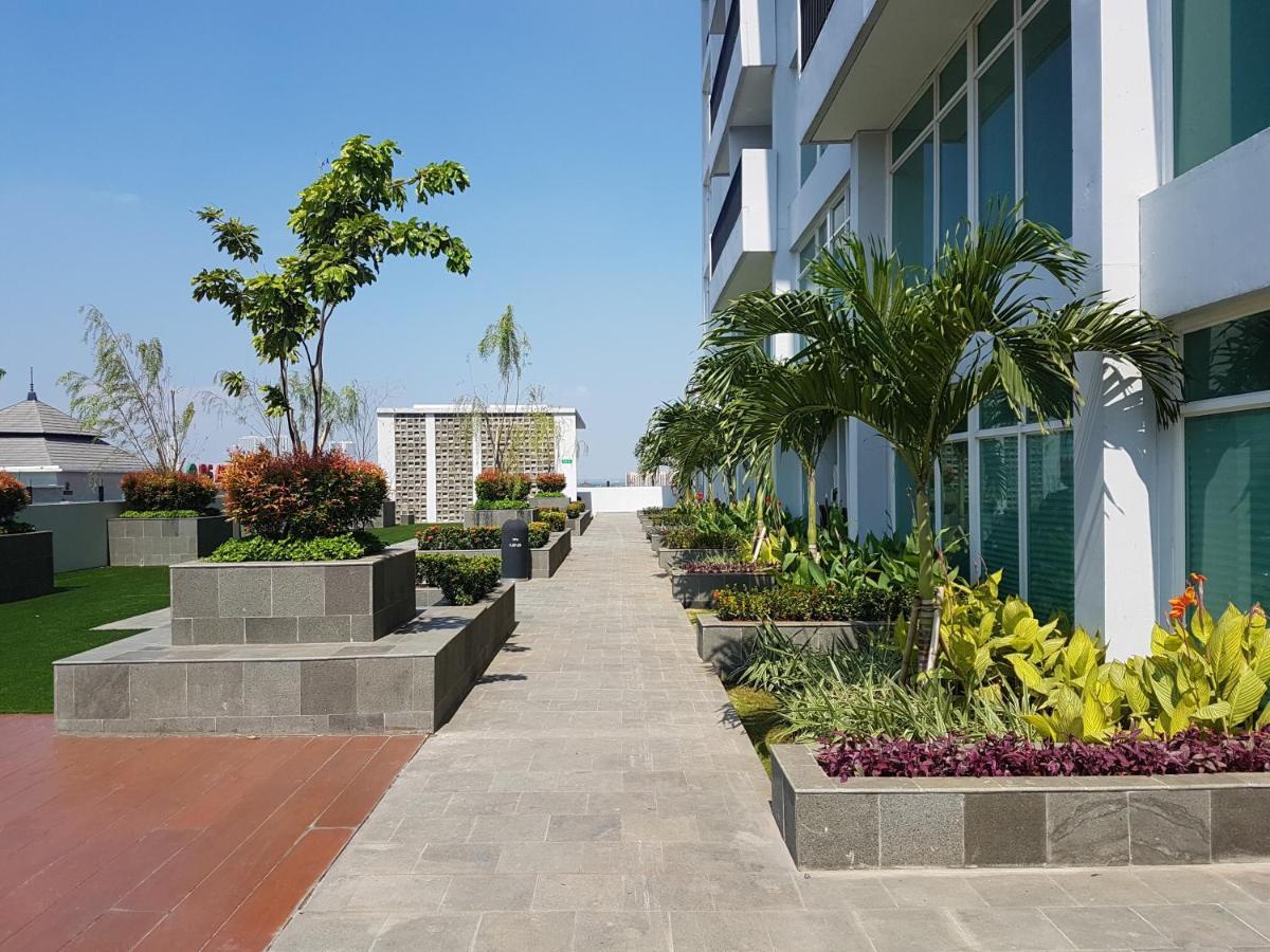 Elegant Studio Apartment At Tree Park City Cikokol By Travelio Tangerang Exterior foto